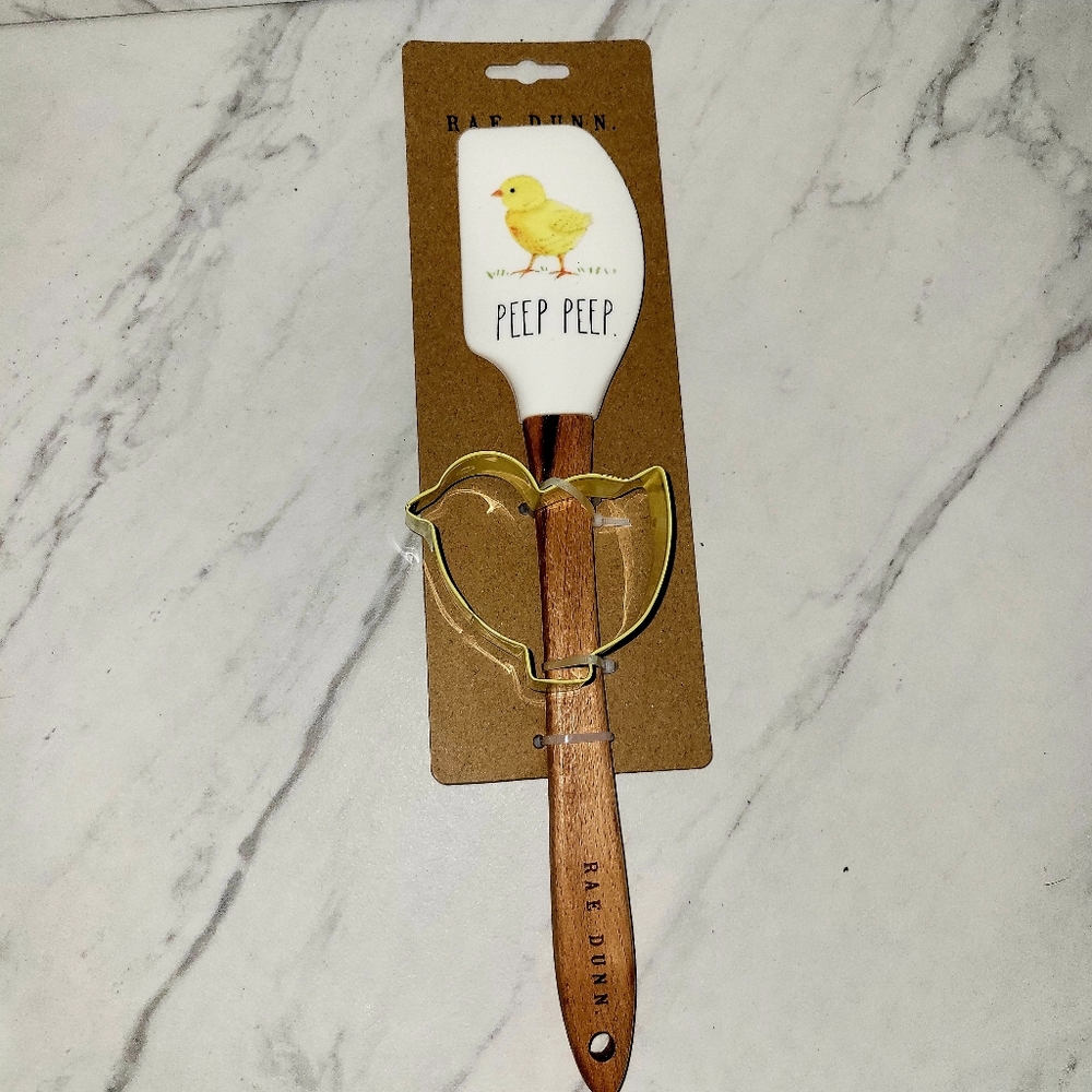 Rae Dunn. PEEP PEEP Yellow Chick Silicon Spatula